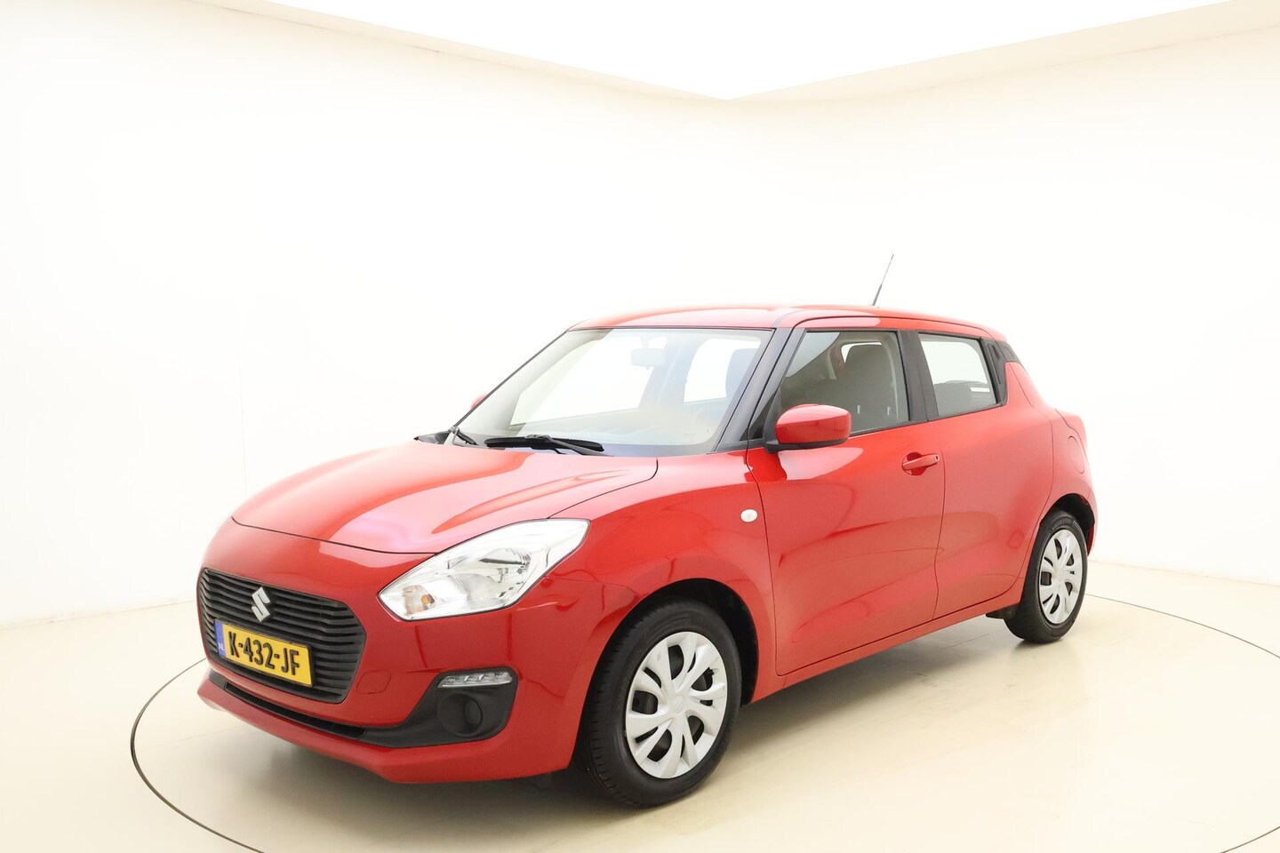 Suzuki Swift - 1.2 Comfort Smart Hybrid 90pk | 5 Deurs | Airco | Radio CD | Bluetooth | Centrale Vergrend - AutoWereld.nl