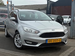 Ford Focus Wagon - 1.0 Lease Edition | NWE D-Riem | Navigatie | Climate control |