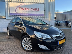 Opel Astra - 1.6 Cosmo 5drs automaatbak is defect