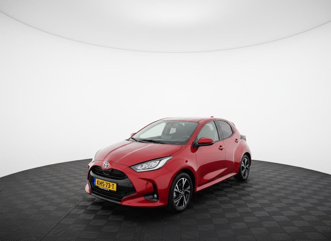 Toyota Yaris - 1.5 Hybrid 115 Business Plus - AutoWereld.nl