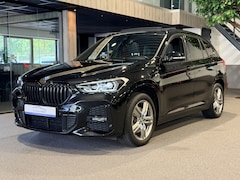 BMW X1 - xDrive25e High Executive M-Sport | Panorama | HUD | Camera | Carplay