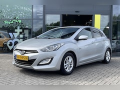 Hyundai i30 - 1.6 GDI i-Motion Plus | Climate Control | Achteruitrijcamera | Privacy Glass | Trekhaak |
