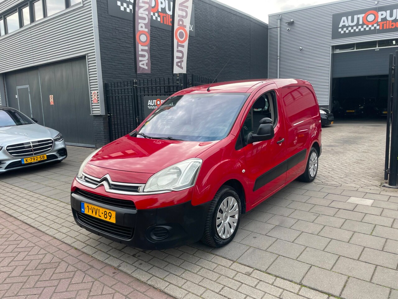 Citroën Berlingo - 1.6 e-HDI 500 Club Economy 1e Eigenaar! Airco NAP APK - AutoWereld.nl