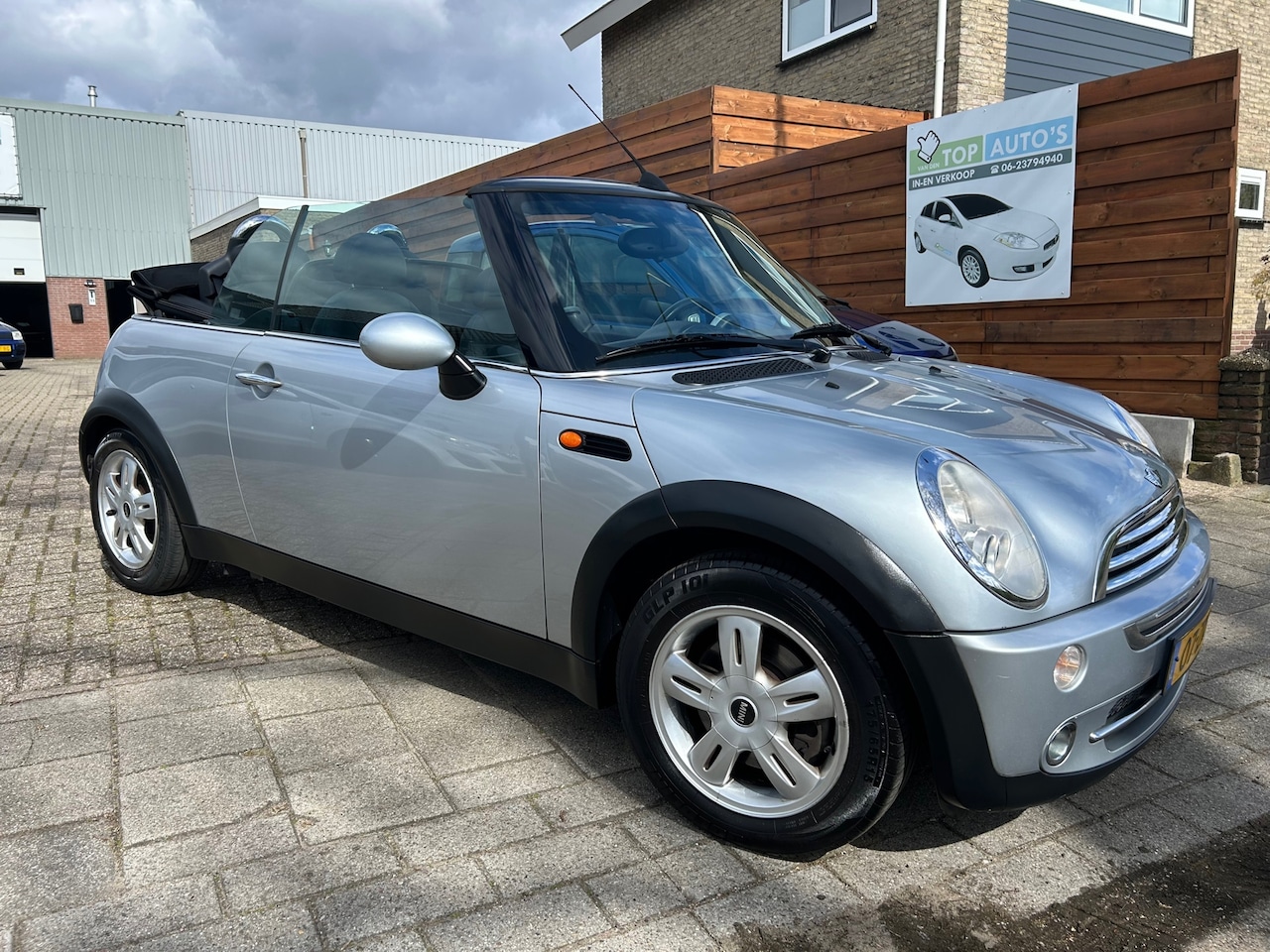 MINI Cabrio - Mini 1.6 Cooper Pepper zeer nette staat! - AutoWereld.nl