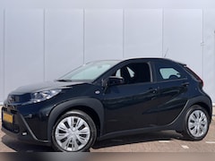 Toyota Aygo X - 1.0 VVT-i S-CVT Play / Automaat / Camera / AppleCarplay / Android Auto /