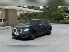 BMW X3 - 30e xDrive M Sport Automaat / Panoramadak / Trekhaak / Sportstoelen / Adaptieve LED / Comf