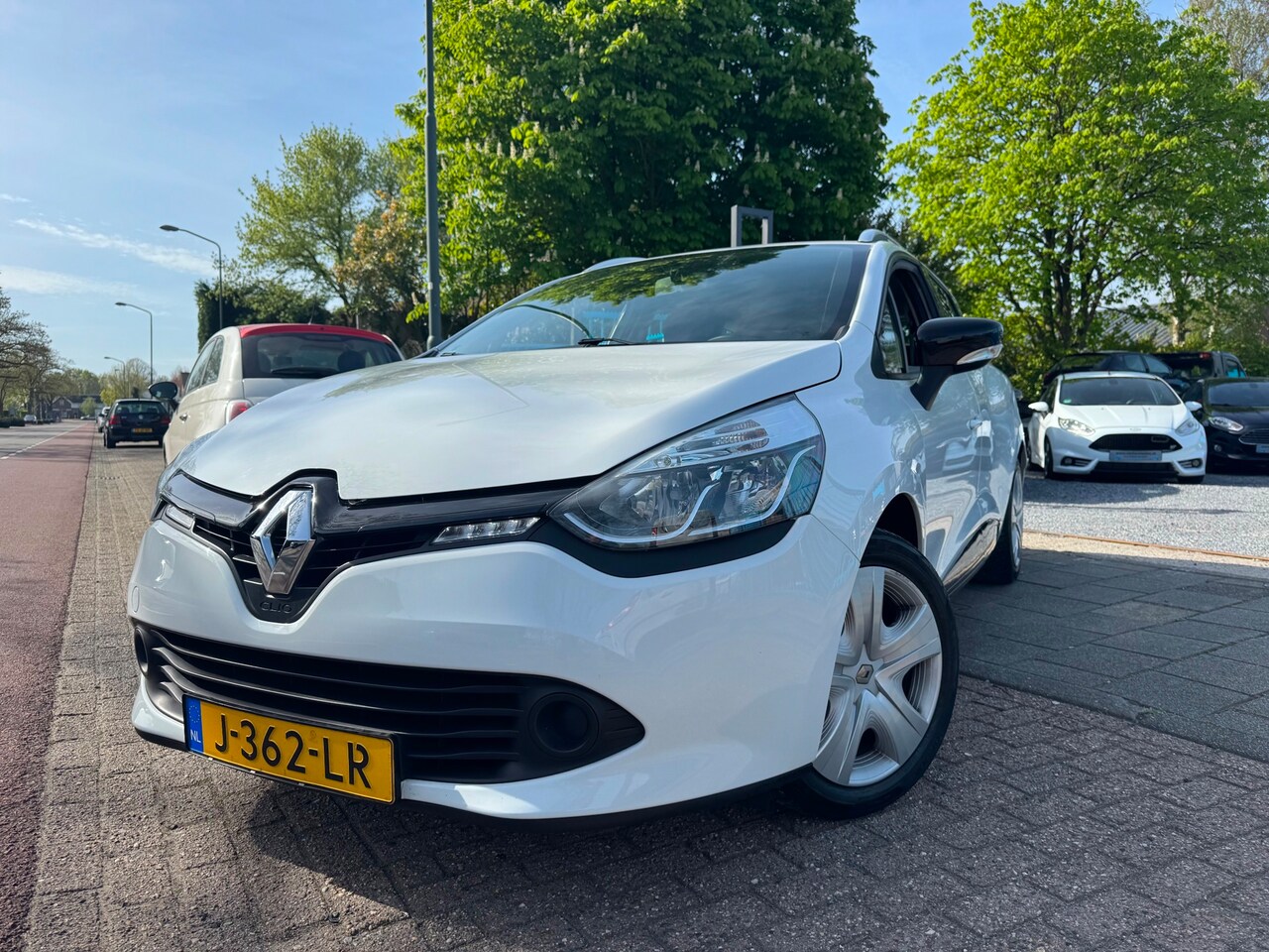 Renault Clio Estate - 1.2-16V A-C Elek Pakket Cruise Navi Led - AutoWereld.nl