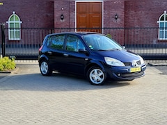 Renault Scénic - 2.0-16V Business Line / Airco / Nap / Nieuwe Apk / Trekhaak / Cruise control