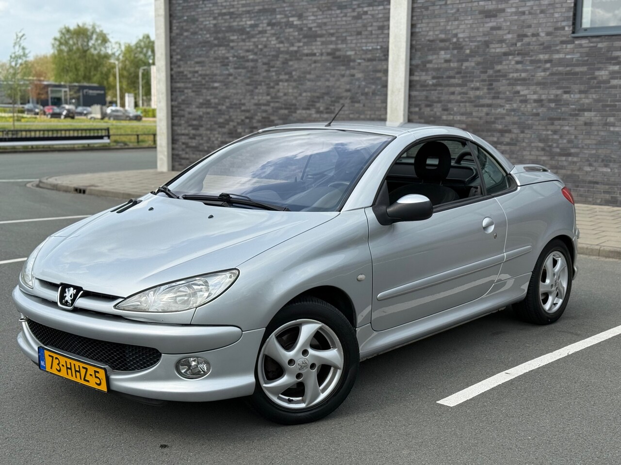 Peugeot 206 CC - 1.6-16V | Airco | LMV | Cabrio Werkt | Rijd Schakelt goed - AutoWereld.nl