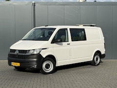 Volkswagen Transporter - 2.0 TDI 111 PK / L2H1 / DUBBELE CABINE / 1e EIG. / TREKHAAK / CRUISE / CARPLAY / AIRCO / P