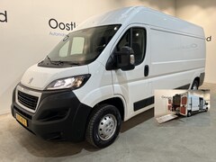 Peugeot Boxer - 335 2.2 BlueHDi 140 PK L3H2 Premium / Dhollandia Laadklep / Euro 6 / Airco / Camera / Crui