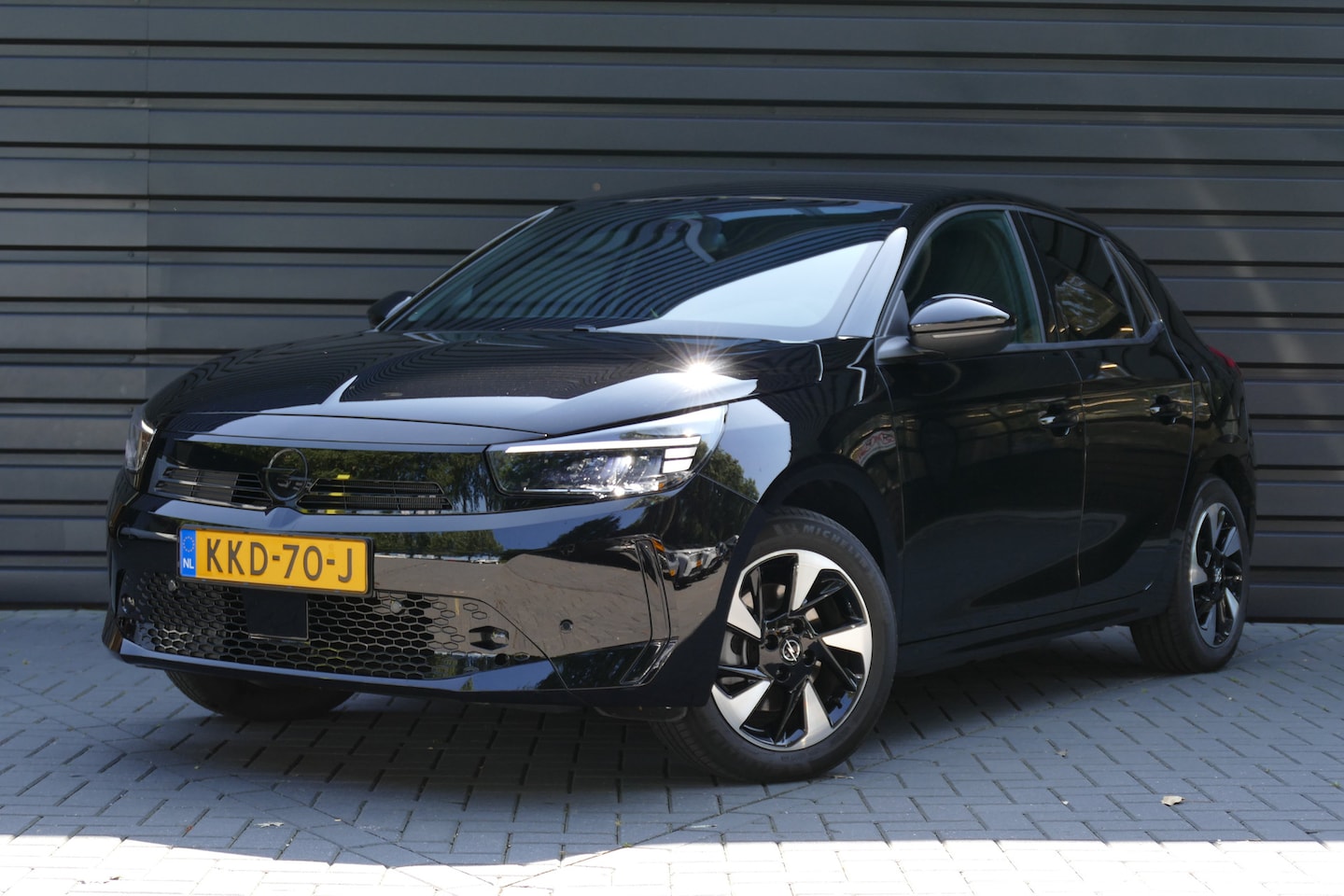 Opel Corsa-e - EV LONG RANGE 156PK 51KWH GS AUTOMAAT / 8 JAAR GARANTIE / CAMERA / STOEL-STUURVERWARMING - AutoWereld.nl