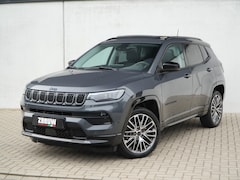 Jeep Compass - 4xe 240 PK Hybride Summit | Pano | Premium | LED | Winter | 19"
