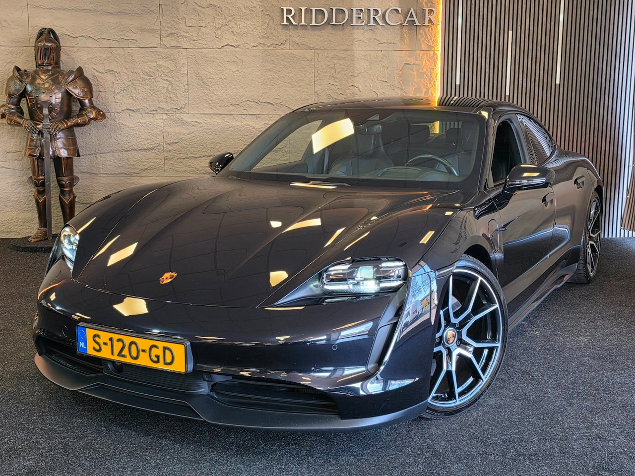 Porsche Taycan - Performance 93 kWh|GARANTIE|476PK|360CAM|PPF|HUD|STOELVENT|ACC|LUCHTVERING - AutoWereld.nl