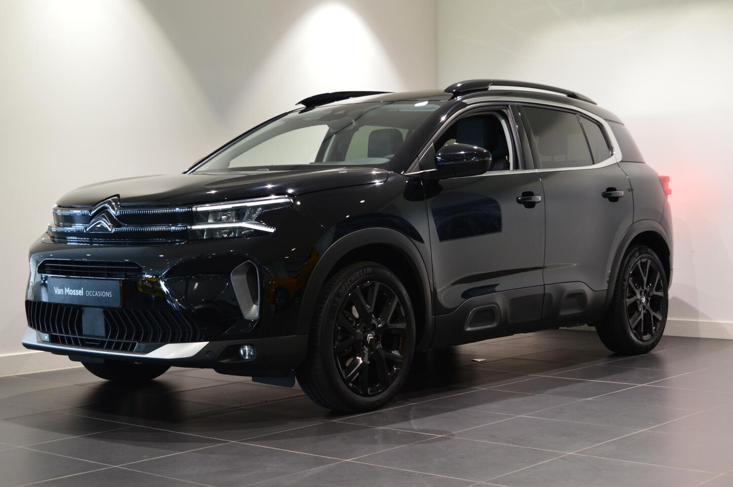 Citroën C5 Aircross - Hybrid 136 ë-Series STOELVERWARMING - ACHTERUITRIJCAMERA - FULL LED - AutoWereld.nl