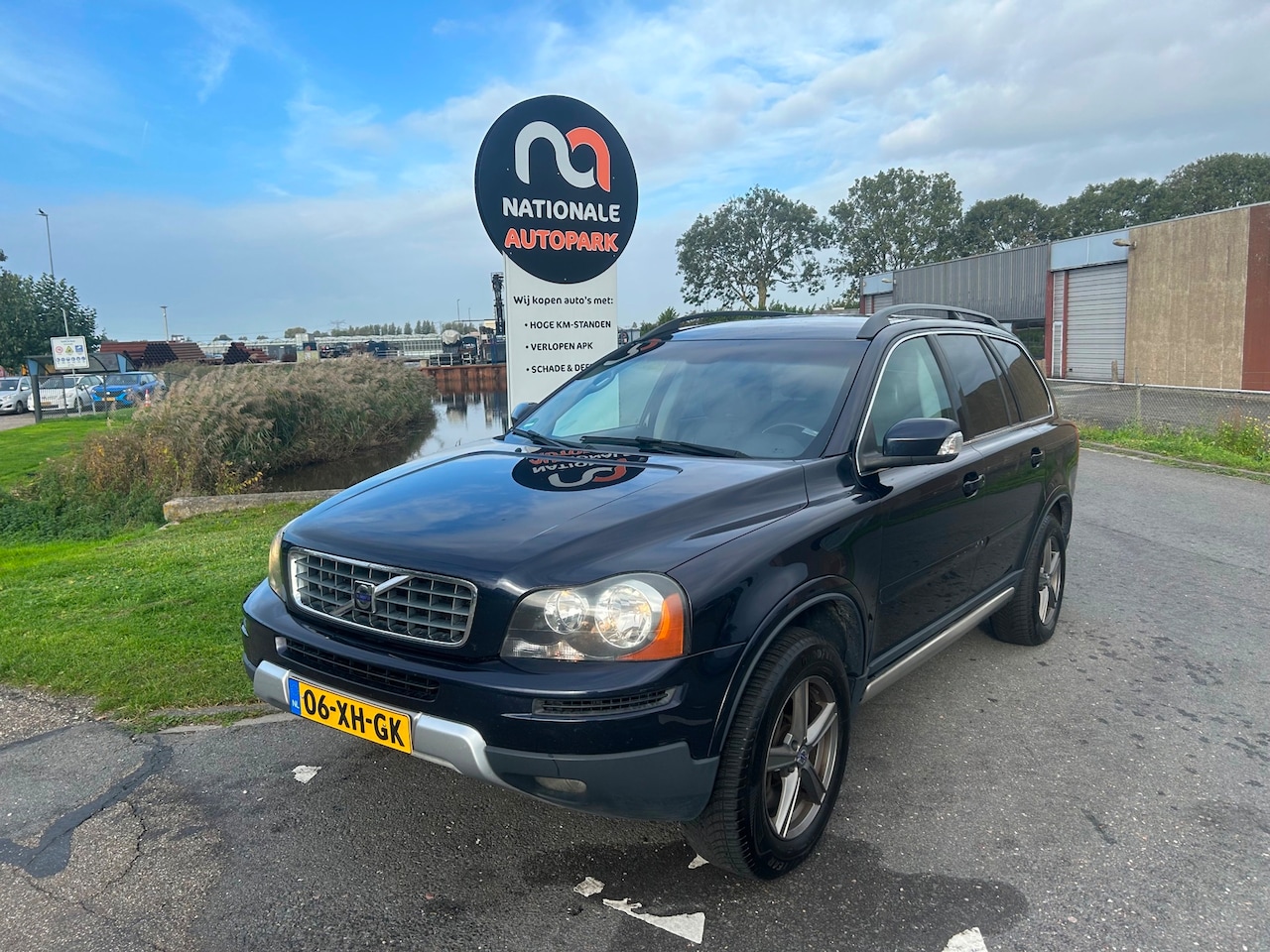 Volvo XC90 - | 2007 | 3.2 AWD Momentum 238 pk | Automaat | Leder | Zo mee - AutoWereld.nl