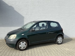 Toyota Yaris - 1.0 3-deurs Terra | Stuurbekrachtiging | Trekhaak