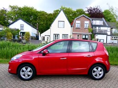 Renault Scénic - 1.4 TCE 131pk Clima Cruise Navi PDC Trekhaak 1300kg