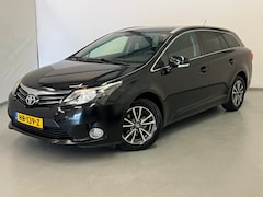 Toyota Avensis Wagon - 2.0 D-4D / Clima / Camera / Stoelverwarming