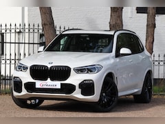 BMW X5 - xDrive45e High Executive |M-Sport |Sky Lounge |Softclose |Trekhaak