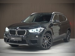 BMW X1 - sDrive18i Executive Edition | Stoelverwarming | Head-Up Display | Cruise Control | Parkeer