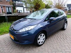 Ford Fiesta - 1.25 Limited 4-Cilinder 3-deurs Airco 2e eigenaar Zuinig B-Label