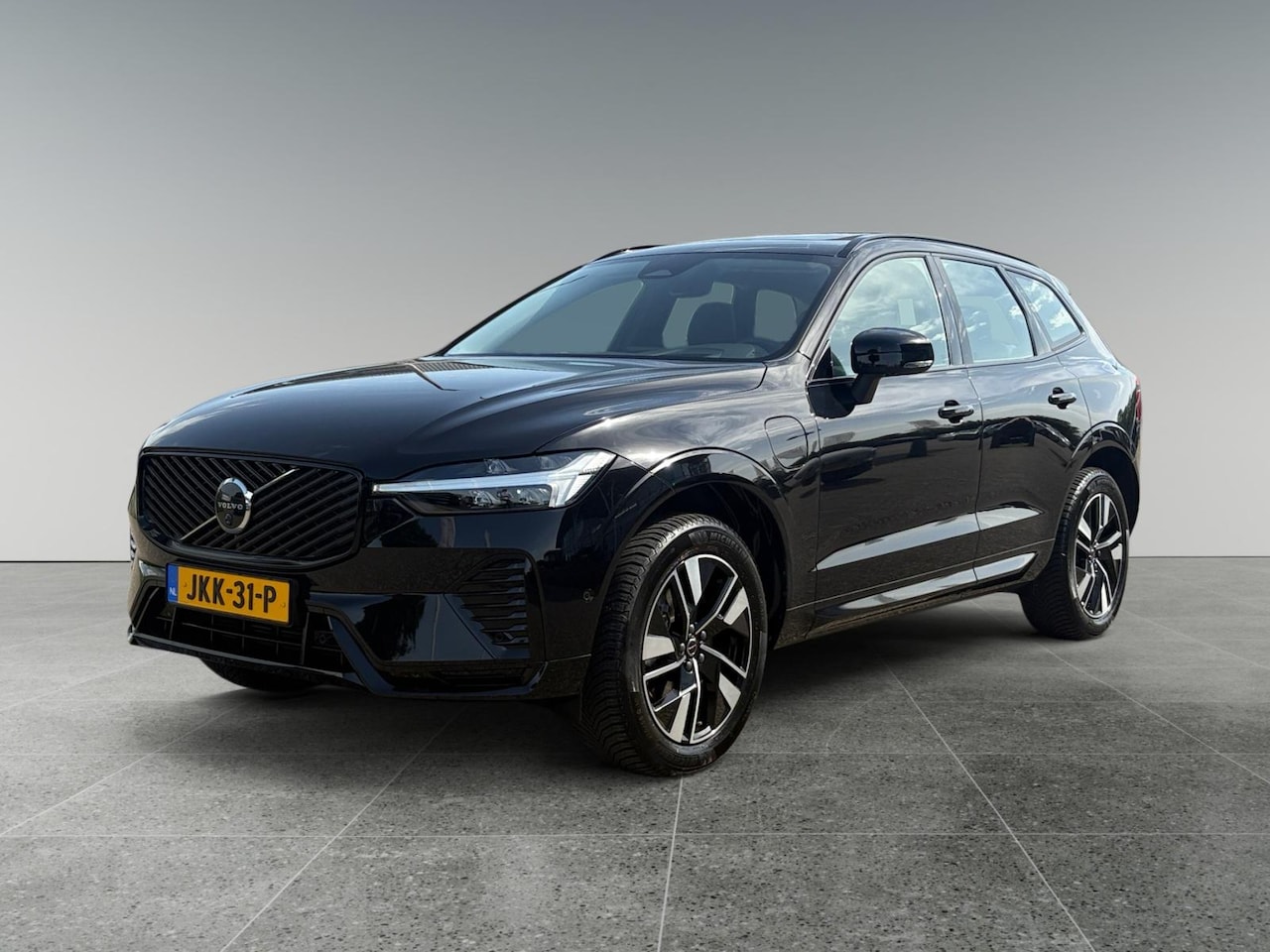 Volvo XC60 - 2.0 T6 Plug-in hybrid AWD Plus Dark l Long Range l Premium Pack l - AutoWereld.nl