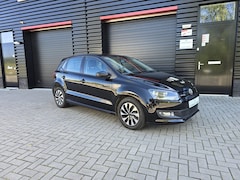 Volkswagen Polo - 1.4 TDI BlueMotion | NAVIGATIE | CRUISE CONTROL | TREKHAAK | ELEC. PAKKET | NAP + BOEKJES