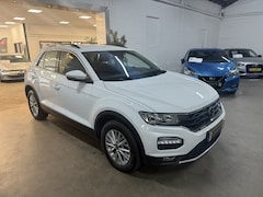 Volkswagen T-Roc - 1.0 TSI Style/APPLE CARPLAY