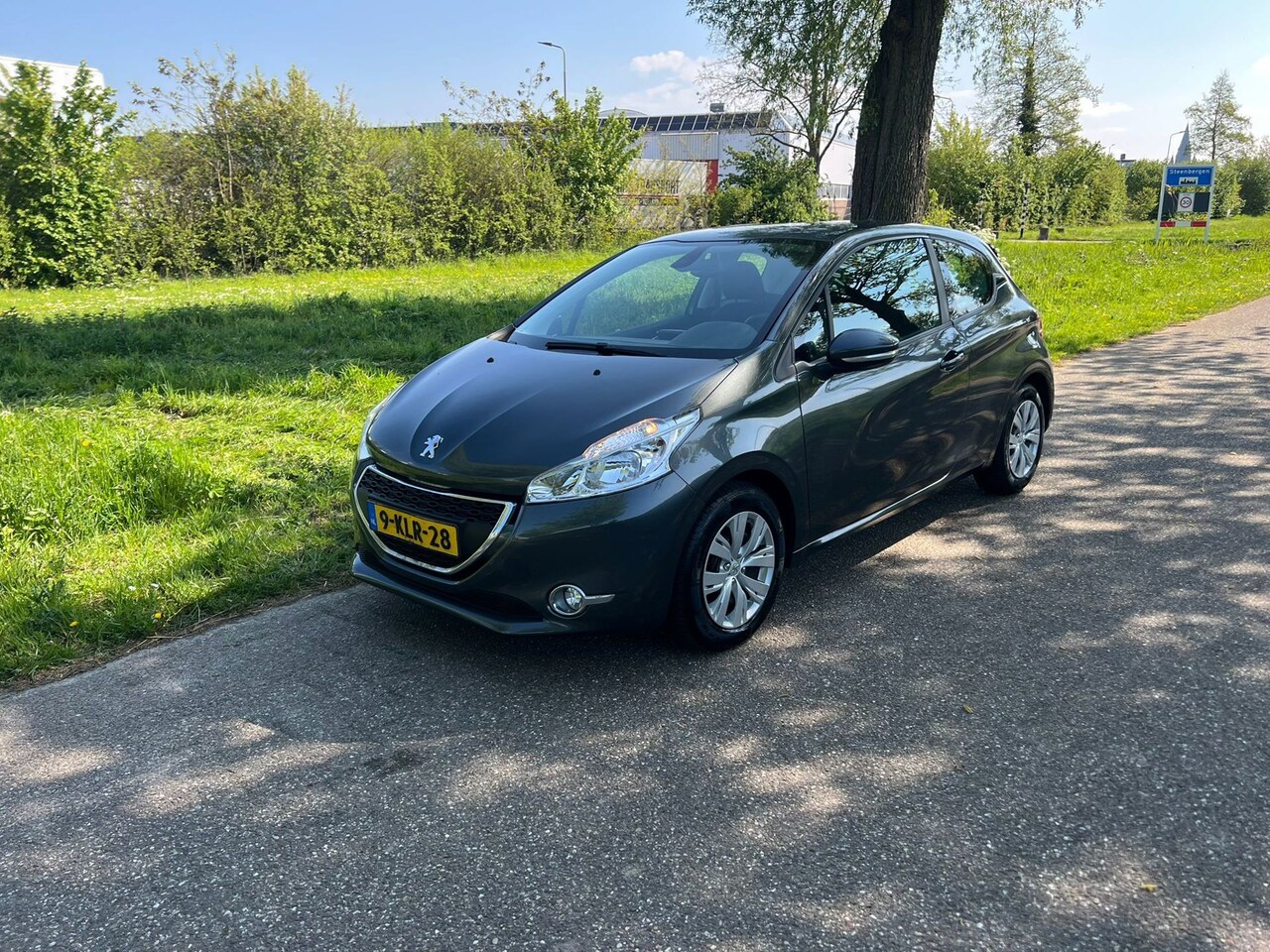 Peugeot 208 - 1.2 VTi Envy Navi Airco Cruise Pdc Achter - AutoWereld.nl