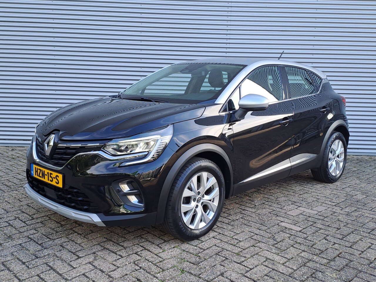 Renault Captur - 1.3 TCe 130 Intens | AUTOMAAT | Navi | Camera | Cruise | Keyless entry | Apple Carplay/An - AutoWereld.nl