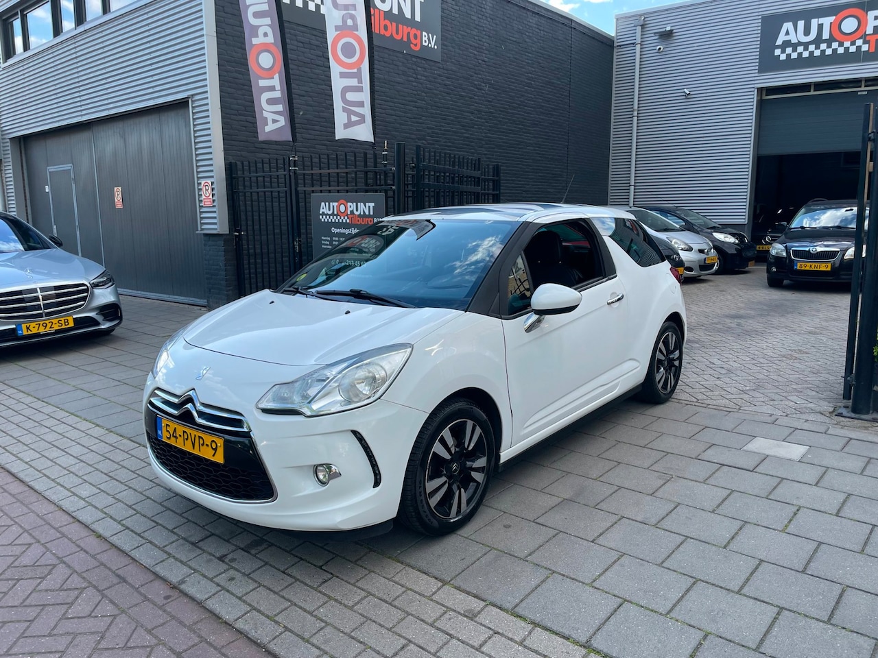 Citroën DS3 - 1.6 e-HDi So Chic 1e Eigenaar! Airco PDC NAP APK - AutoWereld.nl