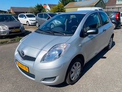 Toyota Yaris - 1.0 VVTi Acces