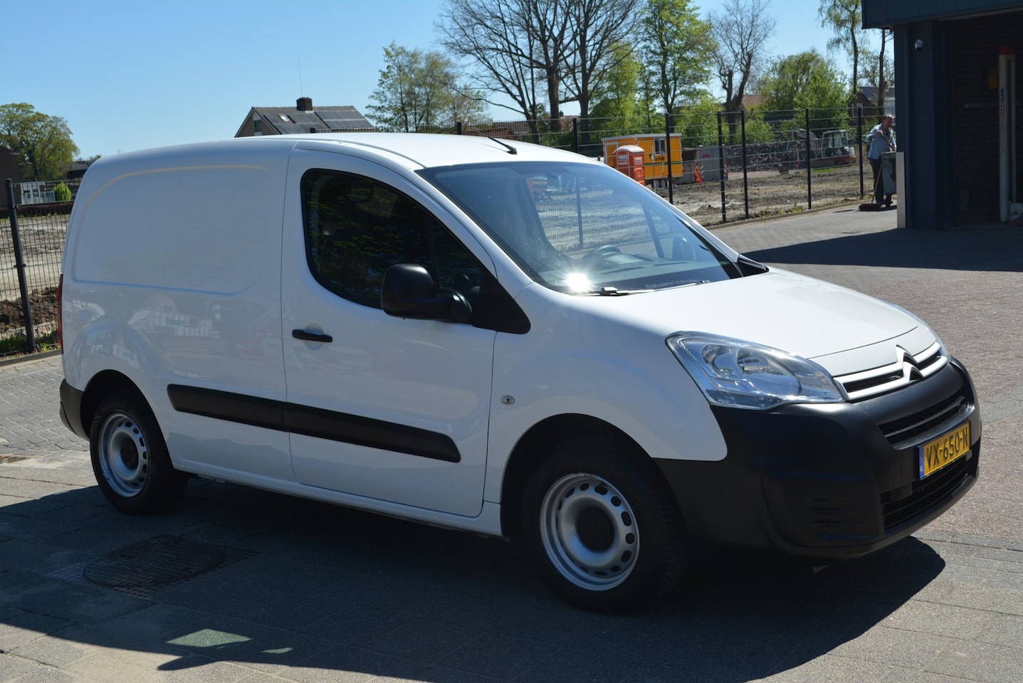 Citroën Berlingo - 1.6 BlueHDI 75 Comfort 1.6 BlueHDI 75 Comfort - AutoWereld.nl
