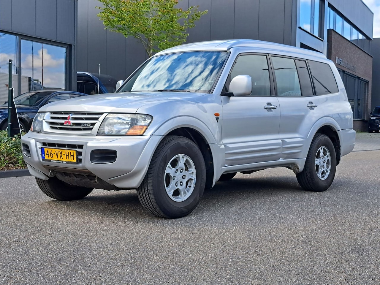 Mitsubishi Pajero - 3.2 Di-D GLS LB HR Side Window EXPORT - AutoWereld.nl
