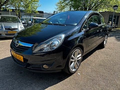 Opel Corsa - 1.4-16V Cosmo, automaat, camera, opendak
