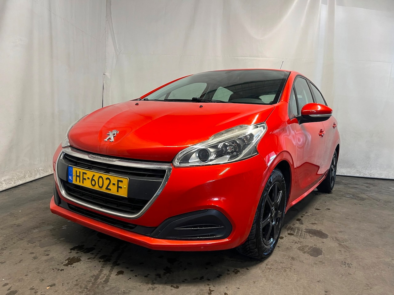 Peugeot 208 - 1.2 PureTech Active - Schade - AutoWereld.nl