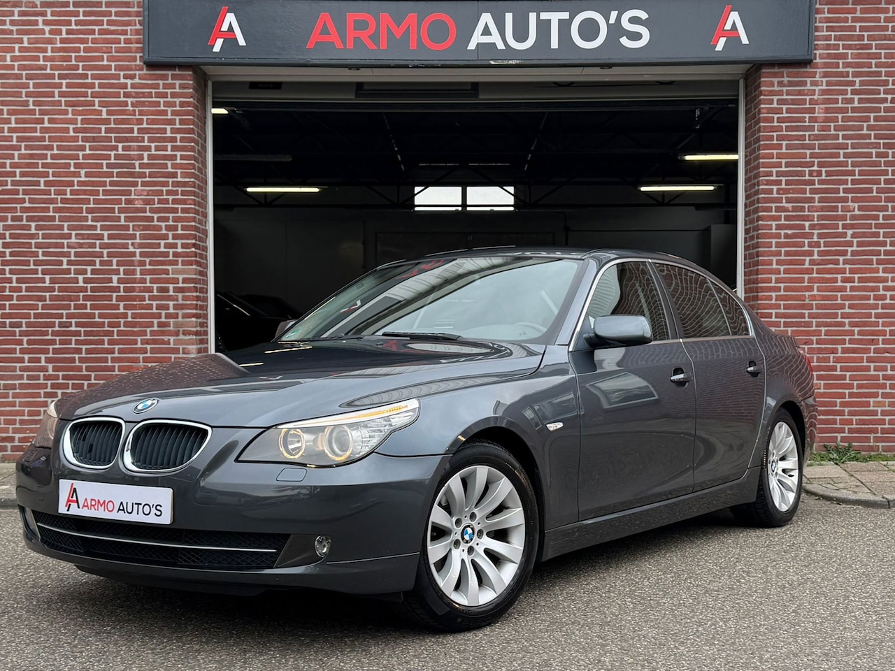 BMW 5-serie - 520i Business Line | Airco | Navi | Aut | Rijklaar - AutoWereld.nl