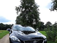 Volvo V40 - 2.0 D2 Momentum Business