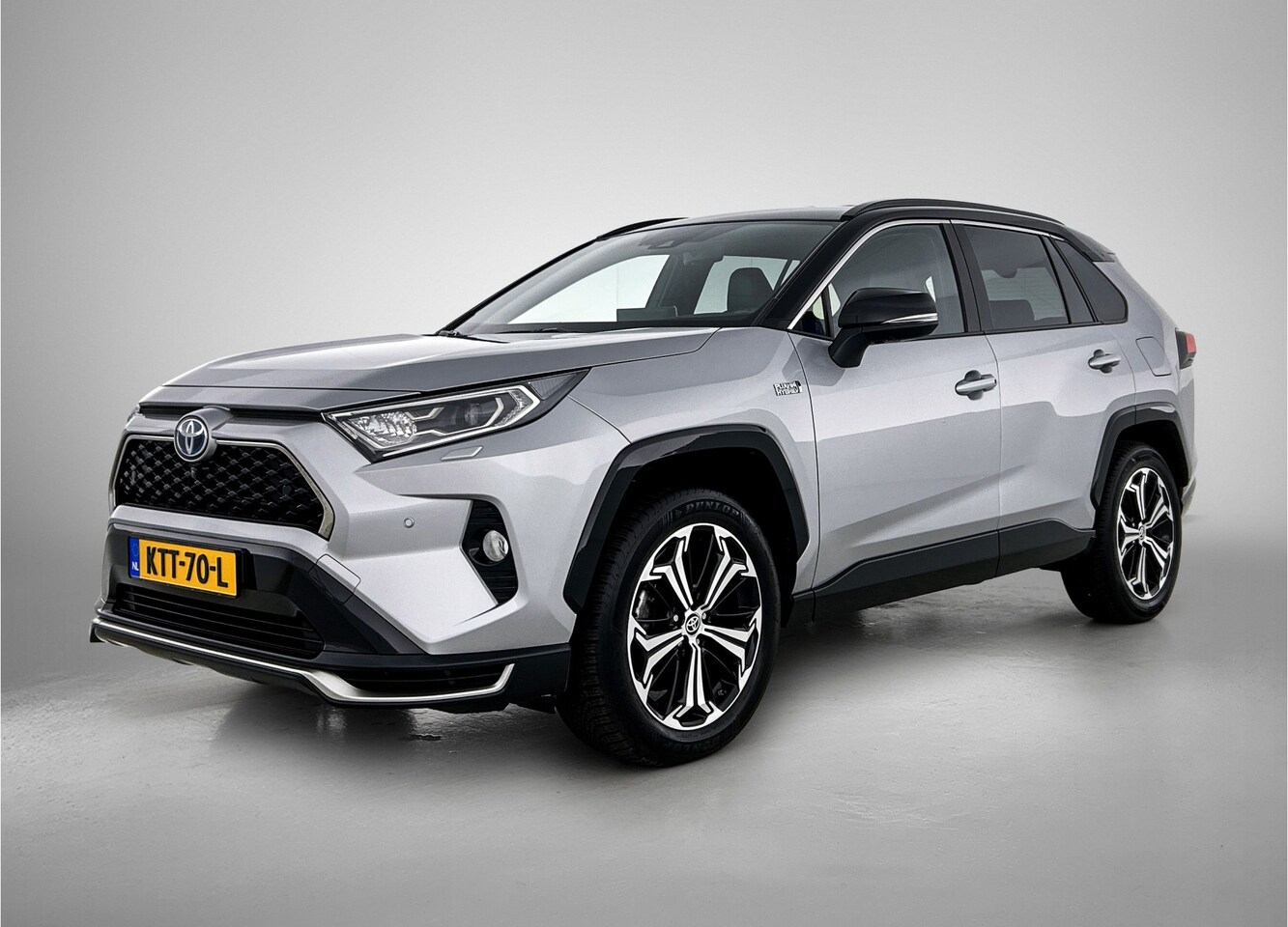 Toyota RAV4 - 2.5 Plug-in Hybrid AWD Bi-Tone Plus | Trekhaak afneembaar - 1500KG trekgewicht | 360 camer - AutoWereld.nl