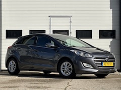 Hyundai i30 - 1.6 GDi GO Navi | Climate | Camera | LM velgen