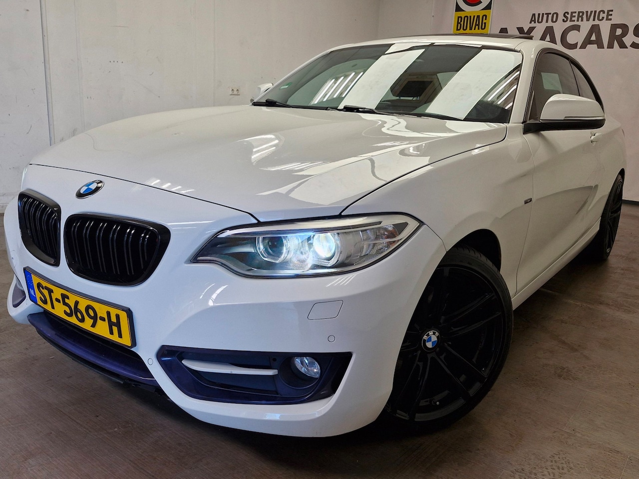 BMW 2-serie Coupé - 220i M Sport GARANTIE ! LUXE UITVOERING ! AUTOMAAT ! - AutoWereld.nl