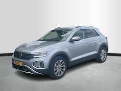 Volkswagen T-Roc - 1.5 TSI 150pk Life Edition Navigatie Camera