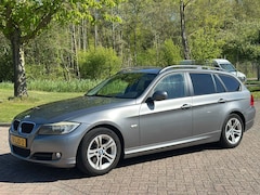 BMW 3-serie Touring - 320i Business Line/AIRCO/CRUISE/NAVI/PARKEERSENS ACHTER