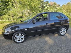 SEAT Ibiza - 1.4-16V Stella