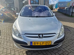 Peugeot 307 - 1.6-16V XS Automaat Bj.2003 Kmst.152930 met APK tot 04-03-2027