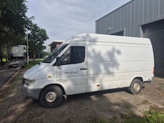Mercedes-Benz Sprinter - 312D 2X 1999 MANUEEL LANG GEAR CLEAN CAR
