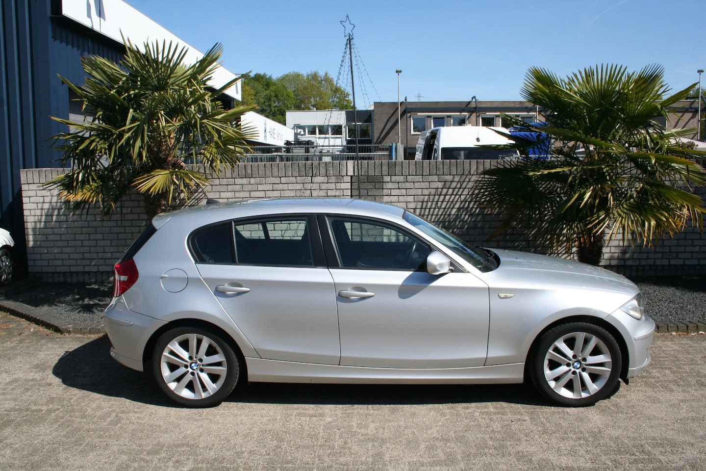 BMW 1-serie - 120i High Executive 120i High Executive - AutoWereld.nl