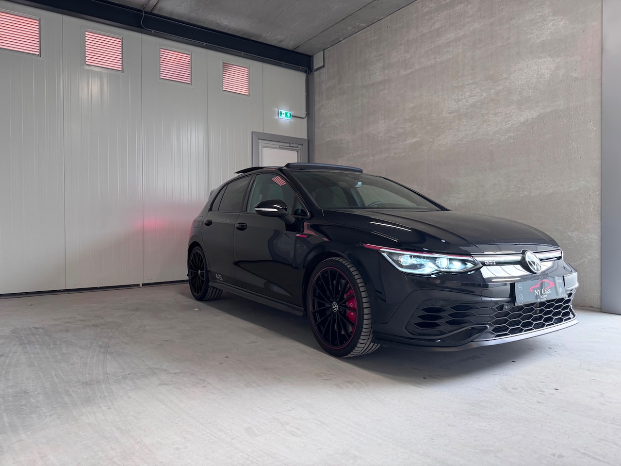 Volkswagen Golf - 2.0 TSI GTI Clubsport 45 Edition|Pano|Akra|Camera|Sfeer|Matrix - AutoWereld.nl