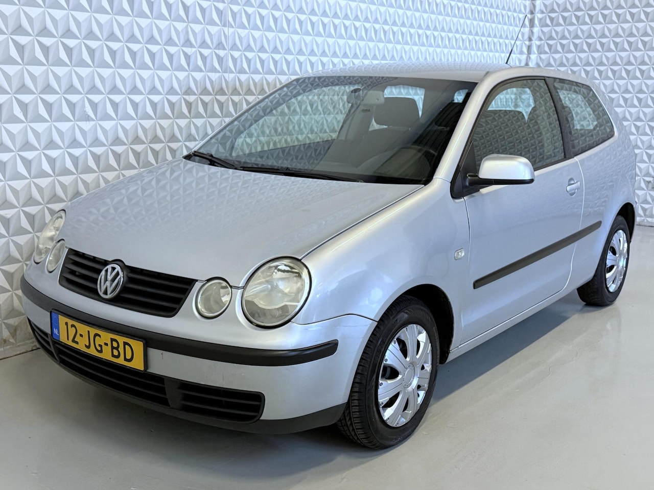 Volkswagen Polo - 1.4-16V Comfortline / 144.000km (2002) - AutoWereld.nl